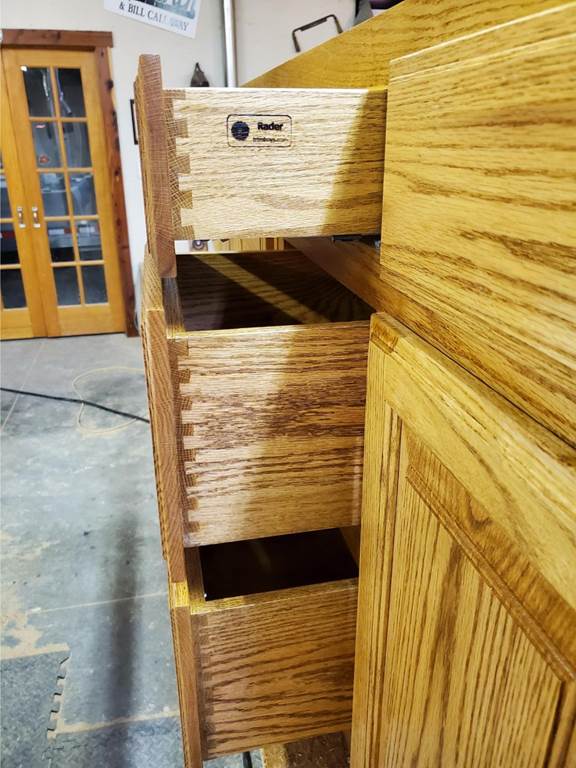 A picture containing wooden, wood

Description automatically generated