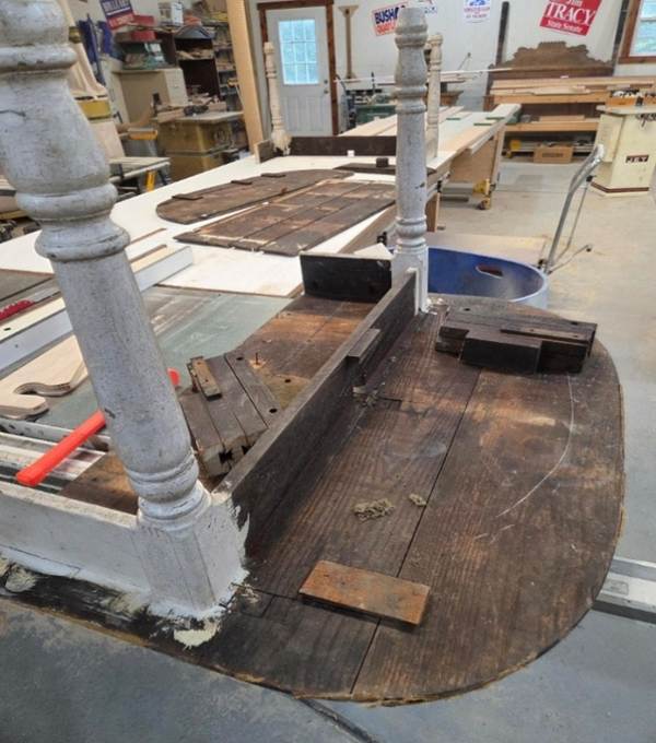 A wood table in a workshop

AI-generated content may be incorrect.