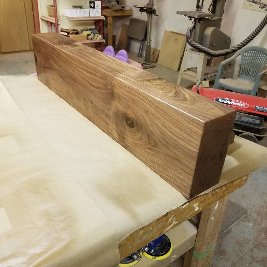 A wooden table

Description automatically generated