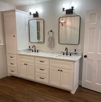 A picture containing indoor, cabinet, ceiling, room

Description automatically generated