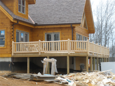 Exterior railing